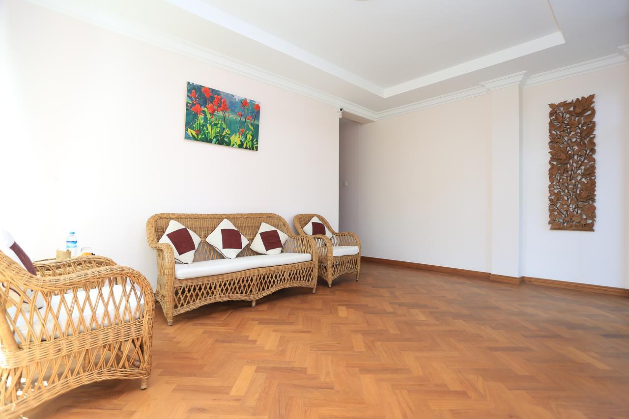 Mango Hill Inn Янгон Экстерьер фото